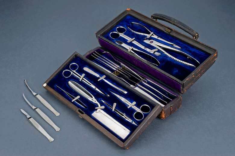 Surgical instrument